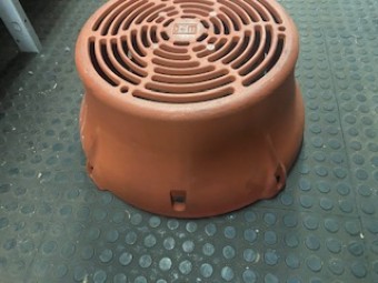 TAMPA DEFLETORA WEG 225 - W22 - PARA MOTOR COM GRAXEIRA