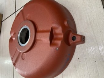 TAMPA TRASEIRA WEG 180 PARA ROLAMENTO 211 COM VEDAÇÃO TIPO V RING LINHA W21 E W22