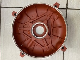 TAMPA TRASEIRA WEG 180 PARA ROLAMENTO 211 COM VEDAÇÃO TIPO V RING LINHA W21 E W22