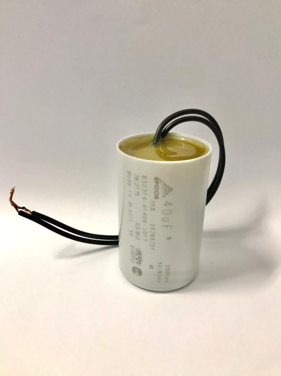 CAPACITOR PERMANENTE 40 uf 250V 