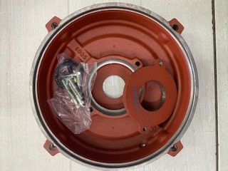 TAMPA DIANTEIRA 160 PARA ROLAMENTO 309 COM VEDAÇÃO TIPO V RING LINHA W21 COM ANEL  DE FIXAÇÃO E SEM GRAXEIRA